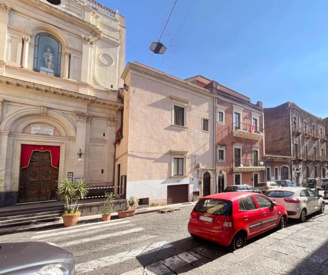 Civicocento Charming Rooms Catania Exterior photo
